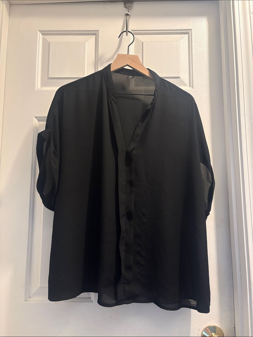SHEIN Black Lightweight Open-Front Shirt